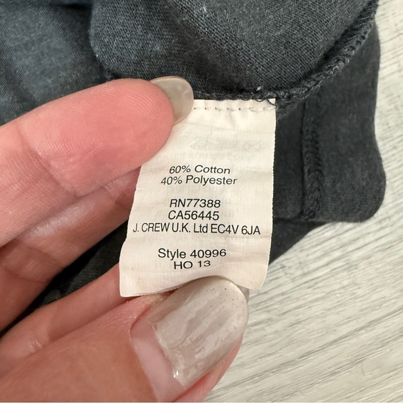 J. Crew Men's Slim Washed Gray V-Neck Shirt Size L - Picture 16 of 17